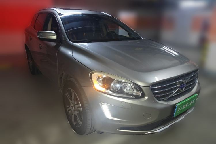 Used Volvo XC60 2014 T5 Zhiyi Edition Front Right 45 Deg