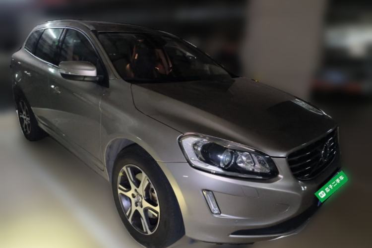 Used Volvo XC60 2014 Facelift T5 Zhiyi Edition Front Right 45 Deg