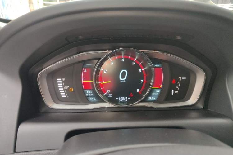 Used Volvo XC60 2014 Restyled T5 Zhiya Edition Instrument Cluster