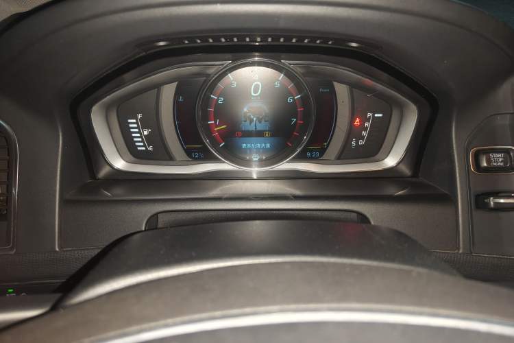 Used Volvo XC60 2014 T6 Zhiyi Edition Instrument Cluster