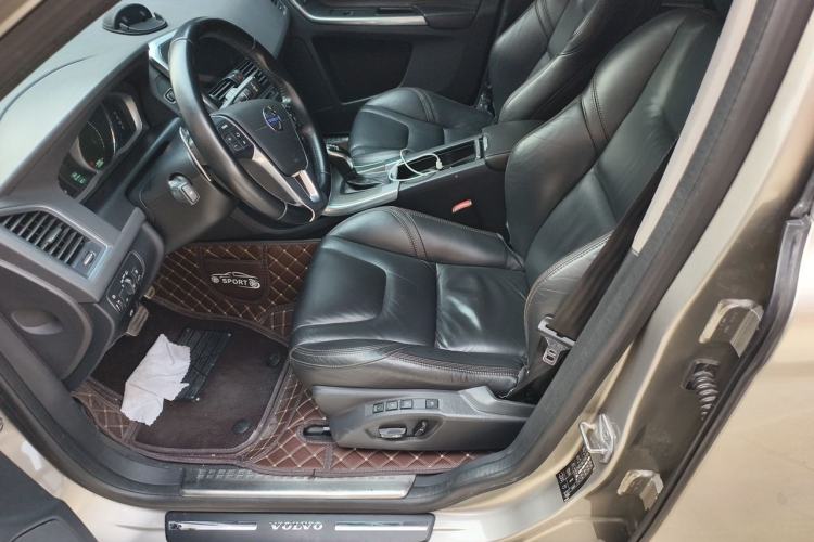 Used Volvo XC60 2014 T6 Zhiyi Edition Left Front Seat
