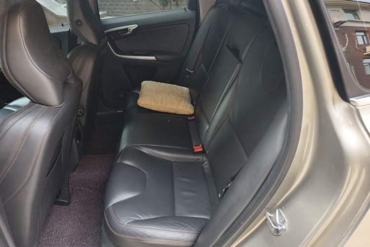 Used Volvo XC60 2014 T6 Zhiyi Edition Left Rear Seat