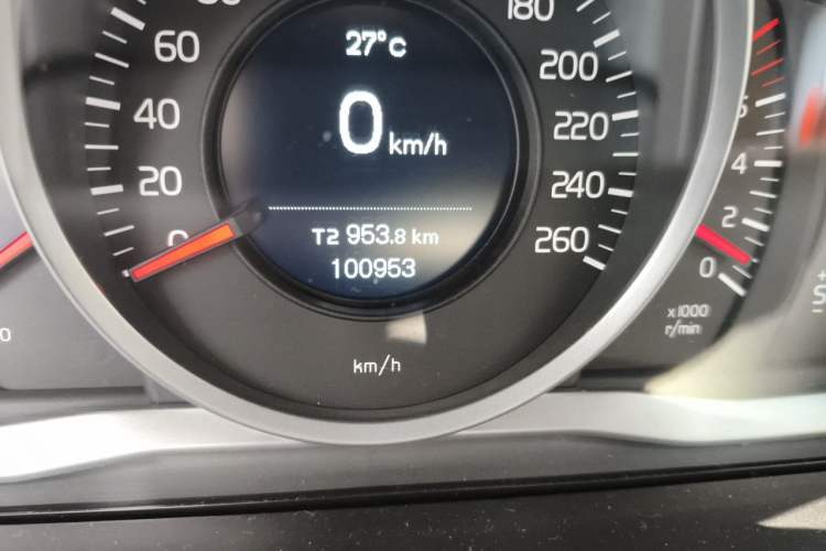 Used Volvo XC60 2014 T5 Zhiyi Edition Odometer Close Up