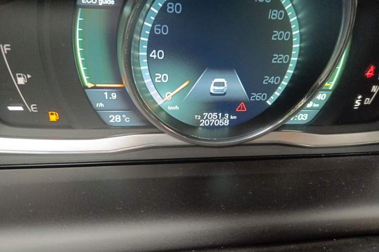 Used Volvo XC60 2014 T6 Zhiya Edition Odometer Close Up