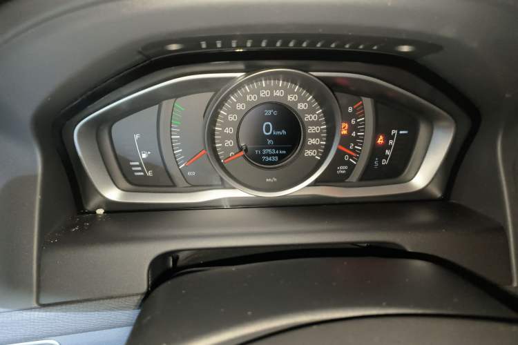 Used Volvo XC60 2014 Facelift T5 Zhiyi Edition Odometer Close Up