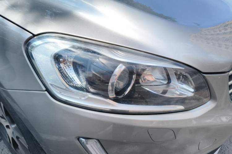 Used Volvo XC60 2014 T5 Zhiyi Edition Right Front Headlight