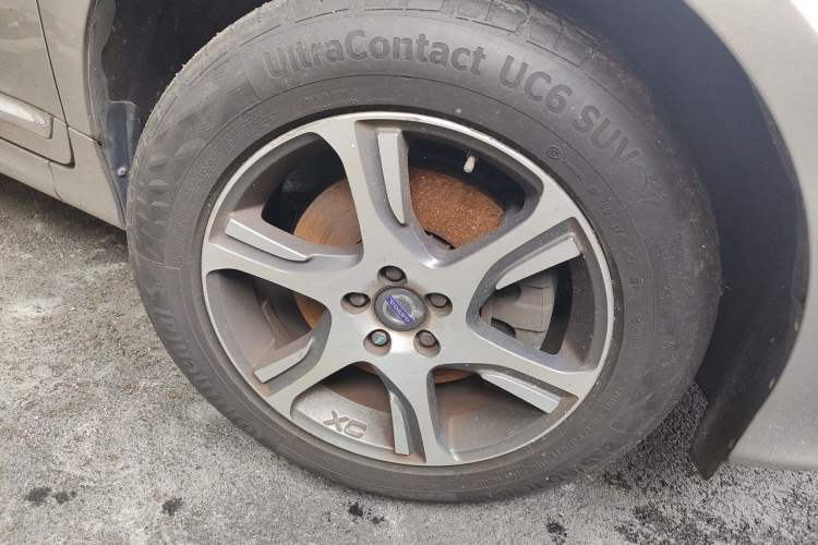 Used Volvo XC60 2014 Restyled T5 Zhiya Edition Right Front Wheel Hub