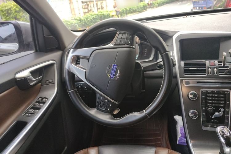 Used Volvo XC60 2014 Restyled T5 Zhiya Edition Steering Wheel
