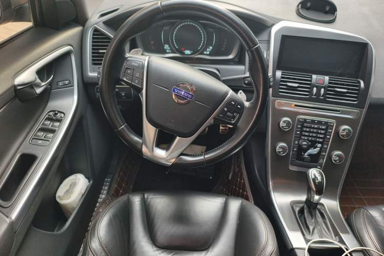 Used Volvo XC60 2014 T6 Zhiyi Edition Steering Wheel