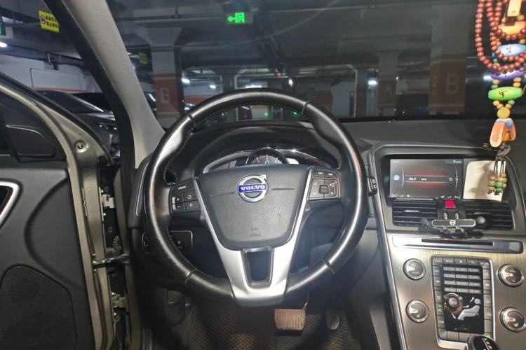 Used Volvo XC60 2014 T5 Zhiyi Edition Steering Wheel