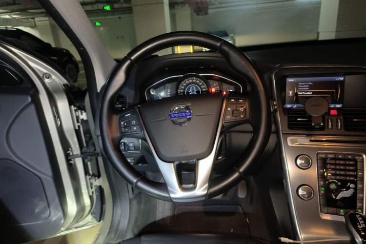 Used Volvo XC60 2014 Facelift T5 Zhiyi Edition Steering Wheel