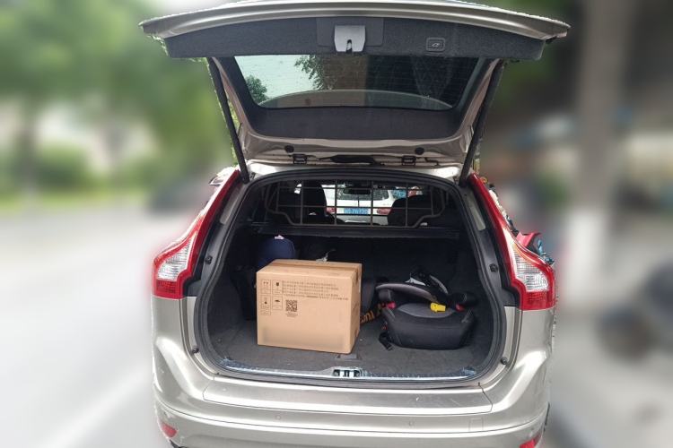 Used Volvo XC60 2014 T6 Zhiya Edition Trunk