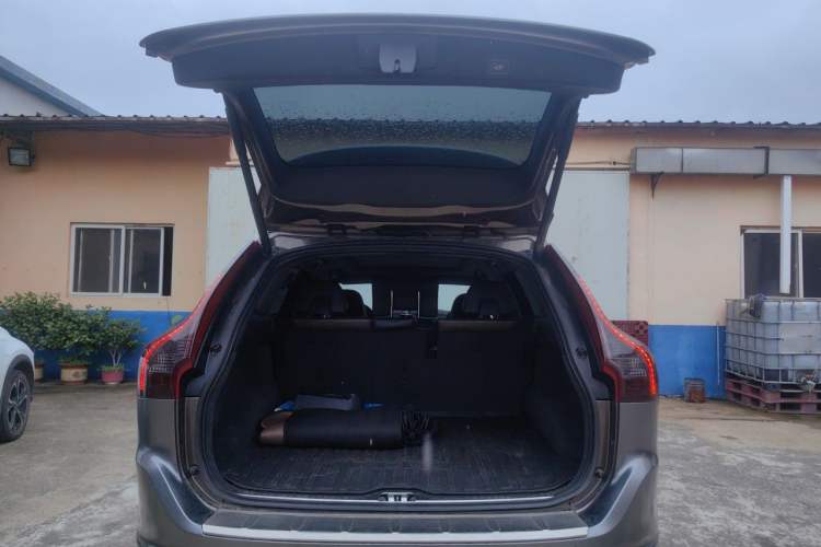 Used Volvo XC60 2014 Restyled T5 Zhiya Edition Trunk