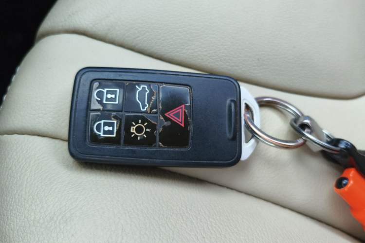 Used Volvo XC60 2014 T5 Zhiyi Edition Vehicle Key