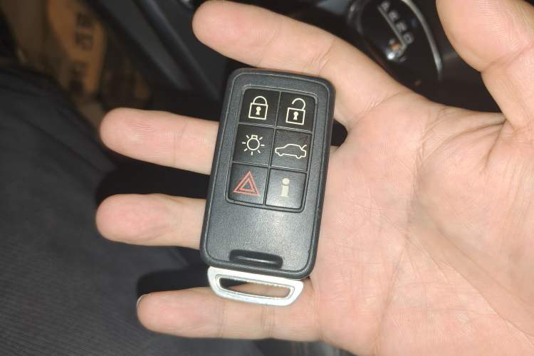 Used Volvo XC60 2014 T6 Zhiyi Edition Vehicle Key