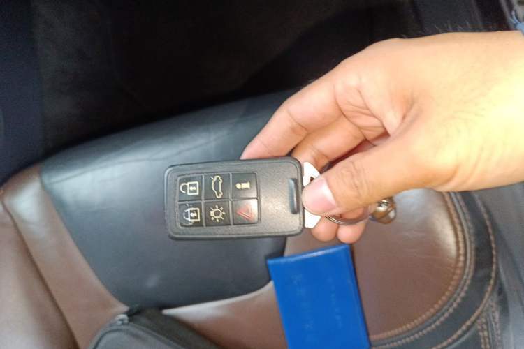 Used Volvo XC60 2014 T6 Zhiya Edition Vehicle Key