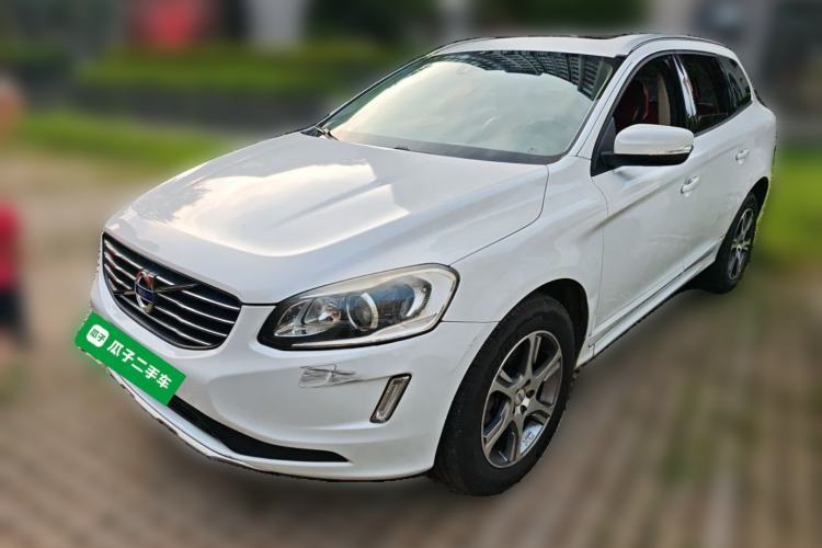 Used Volvo XC60 2014 Facelift T5 Zhiyi Edition Guazi used car, China used car export, Used car for sale, Used cars, Cheapest cars for sale