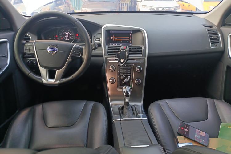 Used Volvo XC60 2014 Facelift T5 Zhiyi Edition Center Console