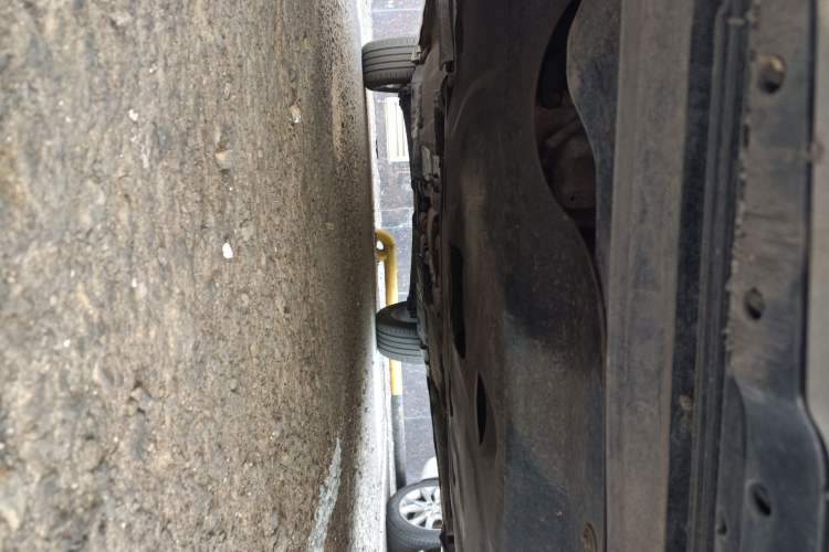 Used Volvo XC60 2014 T6 Zhiyi Edition Chassis Front