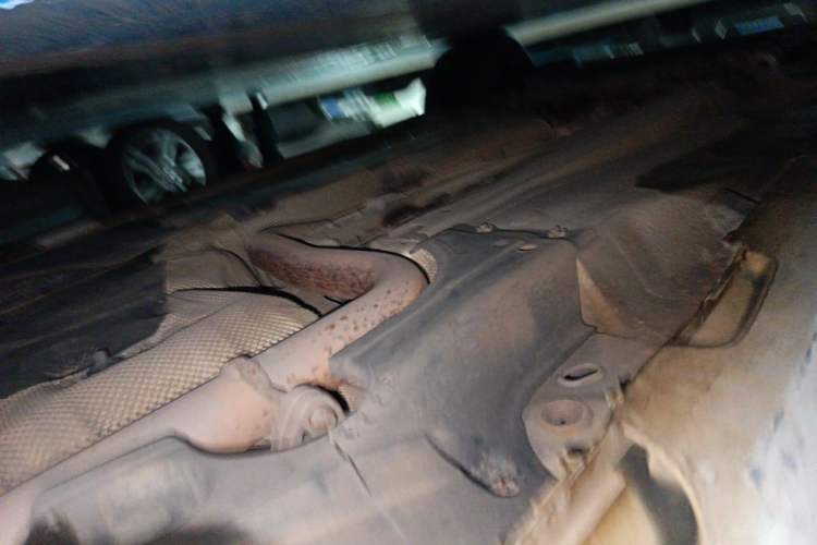 Used Volvo XC60 2014 T5 Zhiya Edition Chassis Rear Left