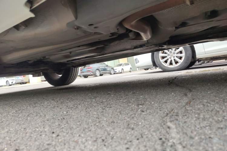 Used Volvo XC60 2014 T5 Zhiya Edition Chassis Rear Left