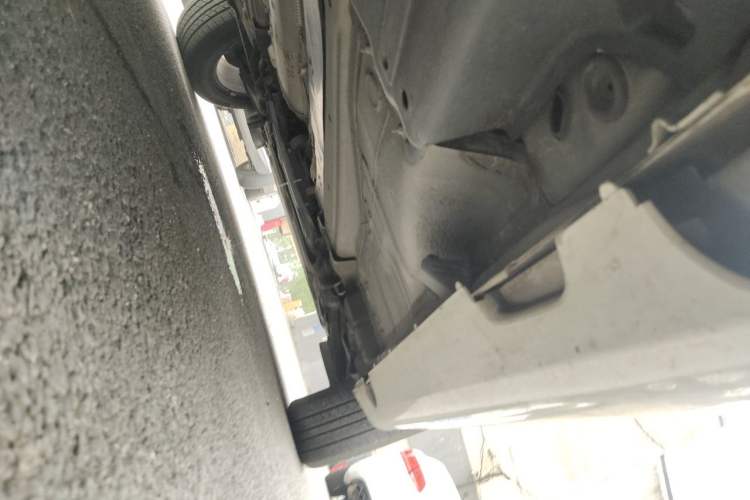 Used Volvo XC60  Chassis Rear Right