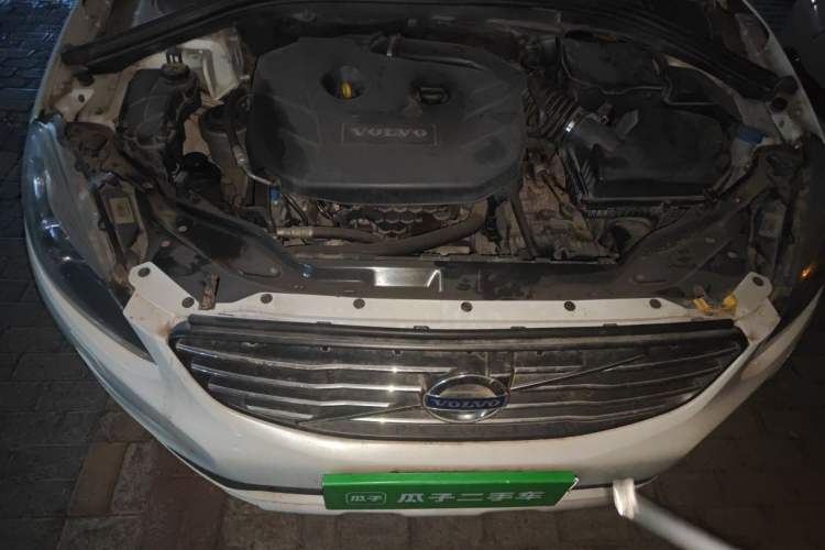 Used Volvo XC60 2014 T5 Zhiyi Edition Engine Bay