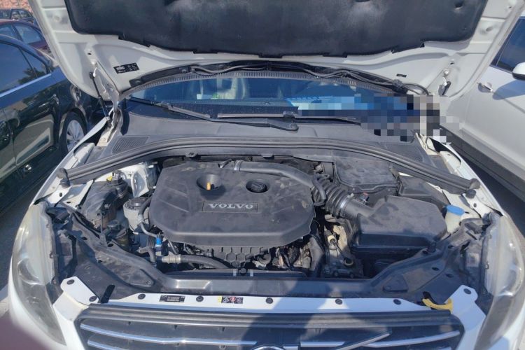 Used Volvo XC60 2014 T5 Zhiyi Edition Engine Bay