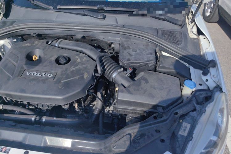 Used Volvo XC60 2014 T5 Zhiyi Edition Engine Bay Left