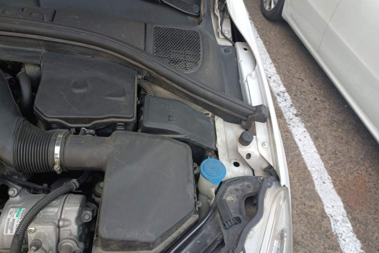 Used Volvo XC60 2014 T6 Zhiyi Edition Engine Bay Left