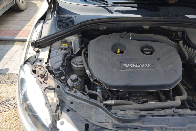 Used Volvo XC60 2014 T5 Zhiyi Edition Engine Bay Right