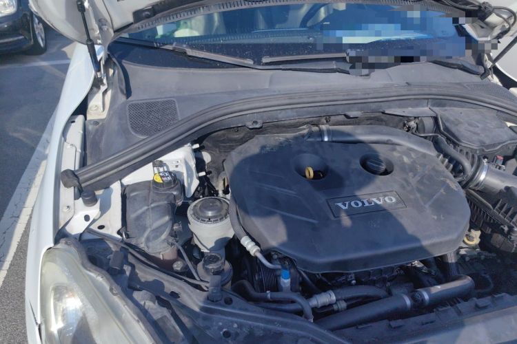 Used Volvo XC60 2014 T5 Zhiyi Edition Engine Bay Right