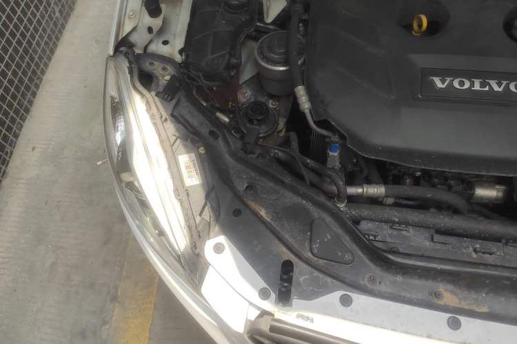 Used Volvo XC60 2014 T5 Zhiya Edition Engine Bay Right