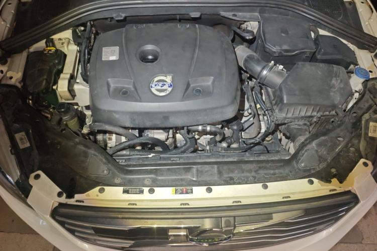 Used Volvo XC60 2014 Restyled T5 Zhiya Edition Engine Bay