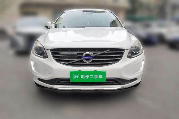 Used Volvo XC60  Front