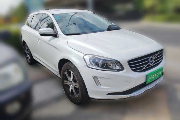 Used Volvo XC60 2014 T5 Zhiyi Edition Front Right 45 Deg