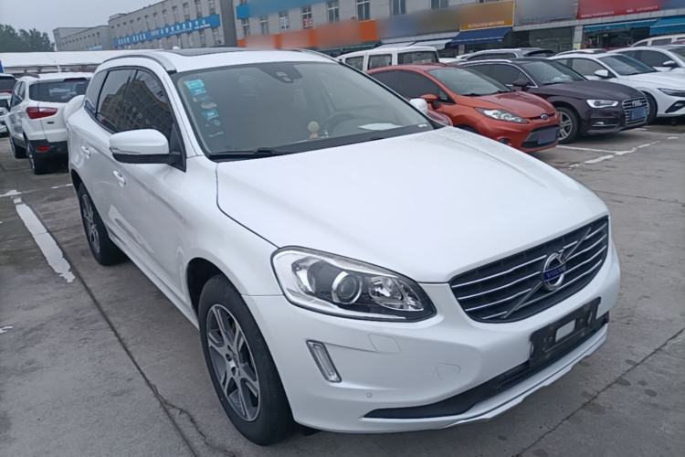 Used Volvo XC60 2014 T5 Zhiyi Edition Front Right 45 Deg