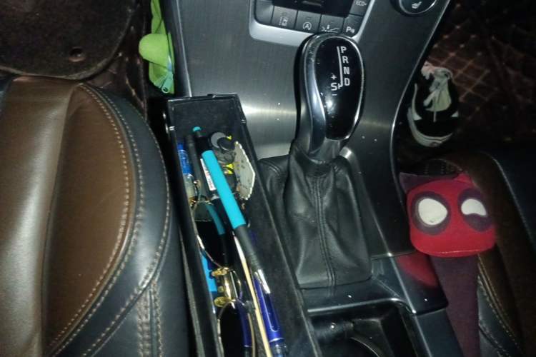 Used Volvo XC60 2014 Restyled T5 Zhiya Edition Gear Lever