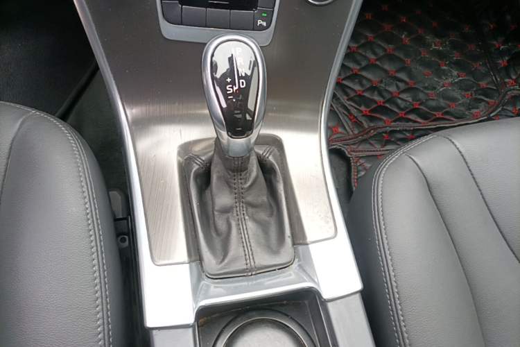Used Volvo XC60 2014 T5 Zhiyi Edition Gear Lever