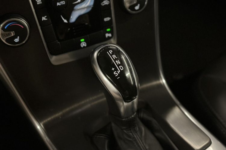 Used Volvo XC60 2014 Facelift T5 Zhiyi Edition Gear Lever