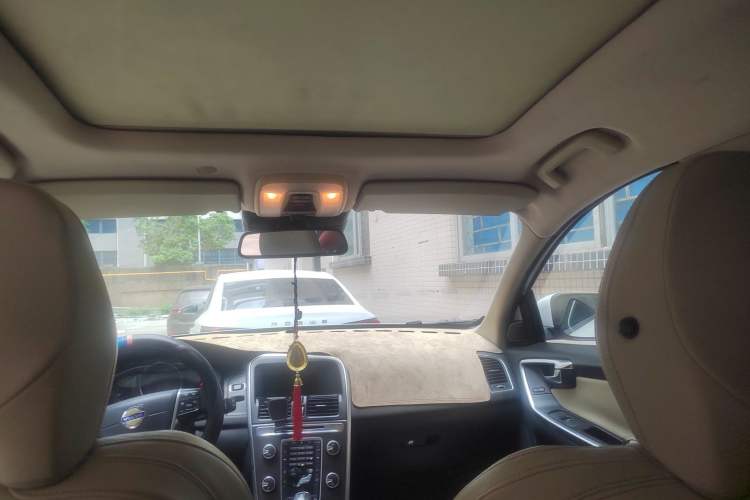 Used Volvo XC60 2014 T5 Zhiya Edition Headliner