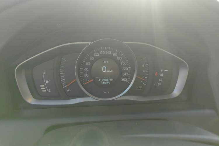 Used Volvo XC60 2014 T5 Zhiyi Edition Instrument Cluster