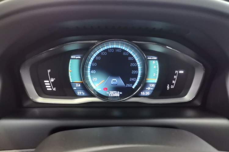 Used Volvo XC60 2014 T5 Zhiya Edition Instrument Cluster