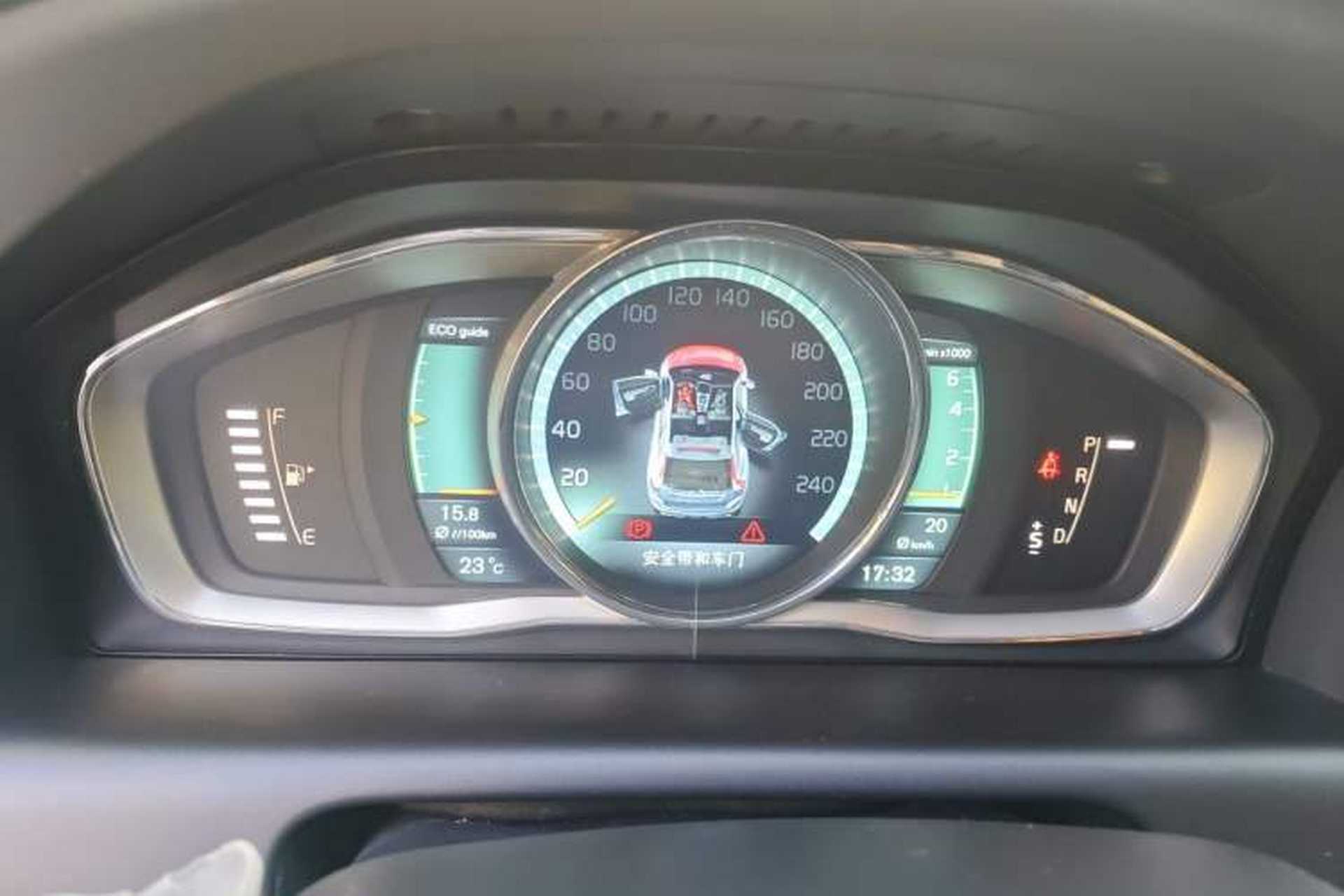 Used Volvo XC60 2014 T5 Zhiyi Edition Instrument Cluster