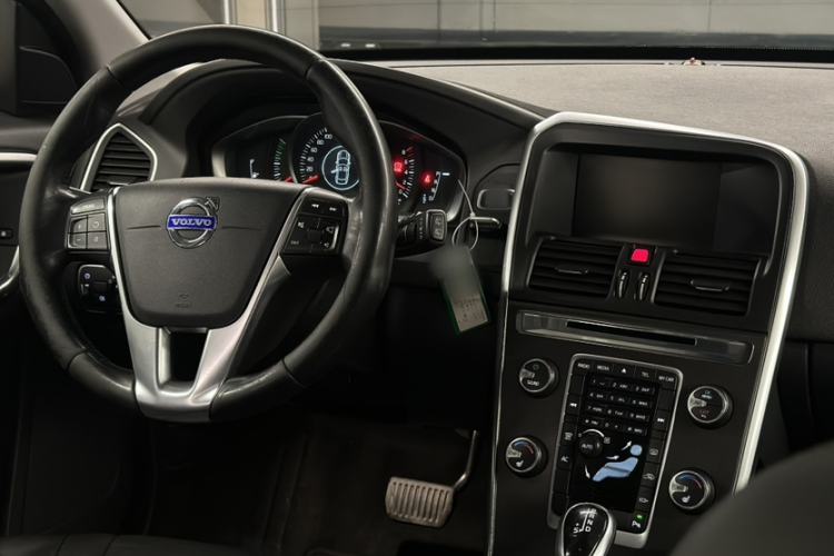 Used Volvo XC60 2014 Facelift T5 Zhiyi Edition Interior 12