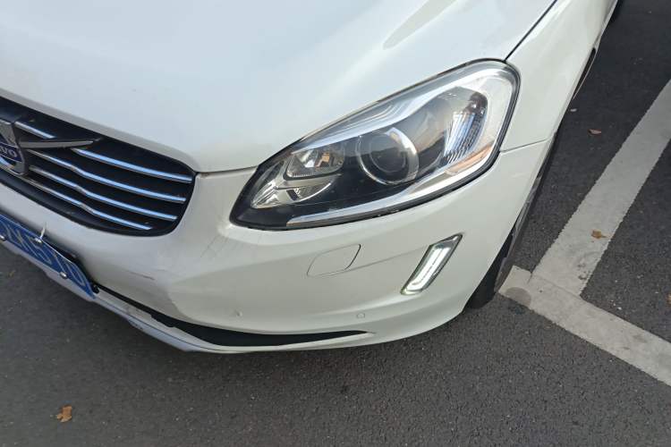 Used Volvo XC60 2014 Facelift T5 Zhiyi Edition Left Front Headlight