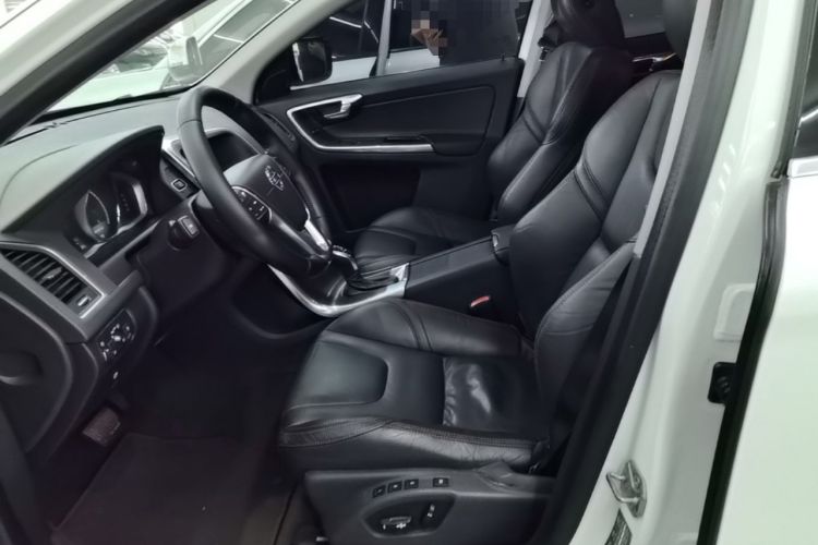 Used Volvo XC60 2014 T5 Zhiya Edition Left Front Seat