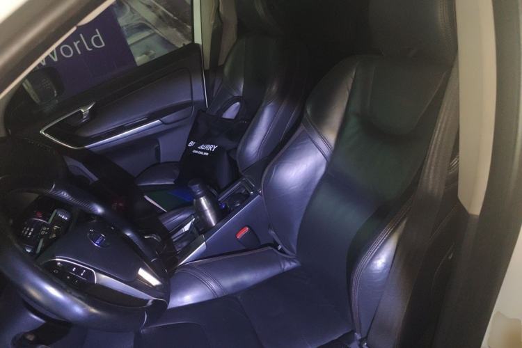 Used Volvo XC60 2014 T5 Zhiya Edition Left Front Seat