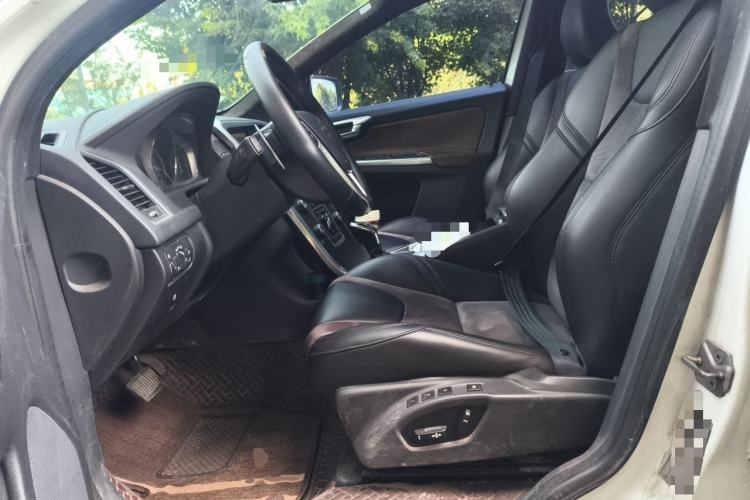 Used Volvo XC60 2014 T6 Zhiyi Edition Left Front Seat