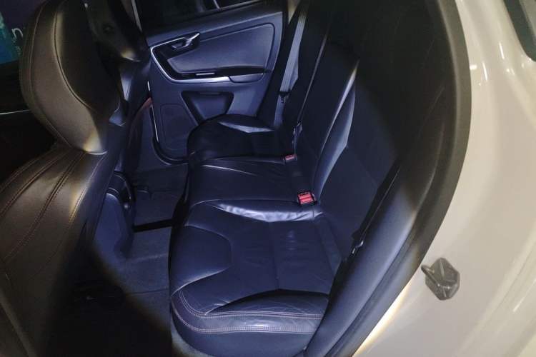 Used Volvo XC60 2014 T5 Zhiya Edition Left Rear Seat